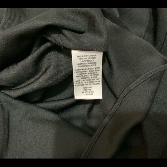 CHELSEA28 Nordstrom sleeveless Fit & Flare Black lined Dress Size 0 - Picture 6 of 6